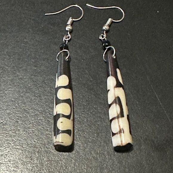 NWOT African Bone Round Teardrop Earrings - Picture 3 of 5